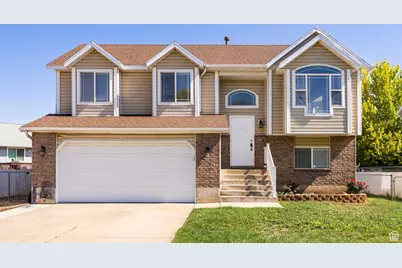 902 W 4200 S, Riverdale, UT 84405 - Photo 1