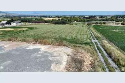 2815 W 5700 S #1, Wellsville, UT 84339 - Photo 11