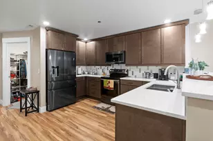 48 W 300 S, Salt Lake City, UT 84101 - Photo 9