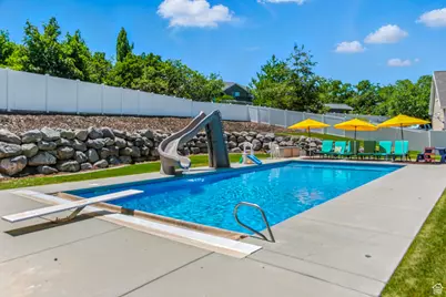 135 W Cove Dr, Elk Ridge, UT 84651 - Photo 3