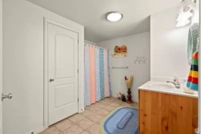 135 W Cove Dr, Elk Ridge, UT 84651 - Photo 33