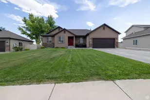 392 E 2900 S, Vernal, UT 84078 - Photo 3