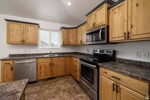 392 E 2900 S, Vernal, UT 84078 - Photo 13