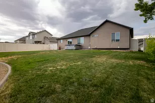 392 E 2900 S, Vernal, UT 84078 - Photo 31