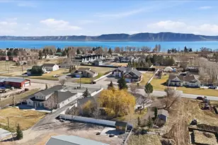 325 S 100 W, Garden City, UT 84028 - Photo 49