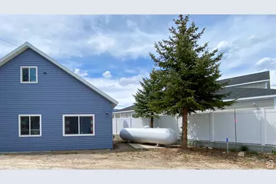 325 S 100 W, Garden City, UT 84028 - Photo 43