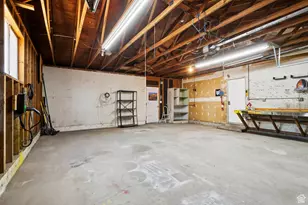 6924 S 2160 W, West Jordan, UT 84084 - Photo 29