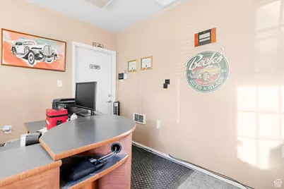 450 S State St, Fountain Green, UT 84632 - Photo 11