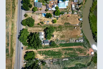 180 N State St, Sigurd, UT 84657 - Photo 17