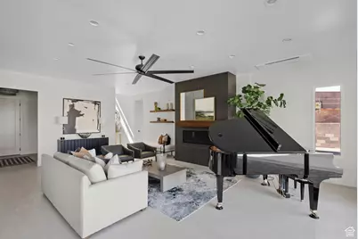 1952 W Cedar Breaks Dr W, Hurricane, UT 84737 - Photo 3