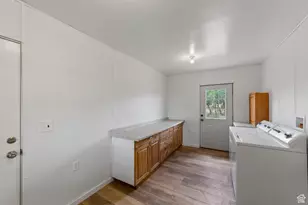 16 N Porcupine Ln, La Sal, UT 84530 - Photo 17