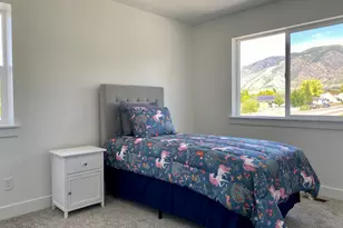 504 W 400 S, Providence, UT 84332 - Photo 7