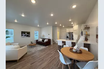 497 W 400 S, Providence, UT 84332 - Photo 3