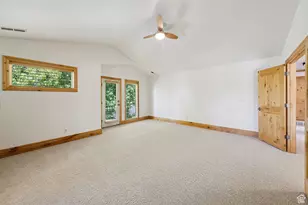 2935 E Denmark Dr, Cottonwood Heights, UT 84121 - Photo 29