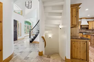 2935 E Denmark Dr, Cottonwood Heights, UT 84121 - Photo 13