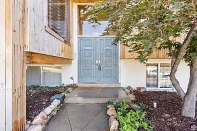 4855 S Bron Breck St, Holladay, UT 84117 - Photo 5