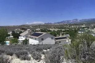 1215 W Emerald Dr, Saint George, UT 84770 - Photo 5