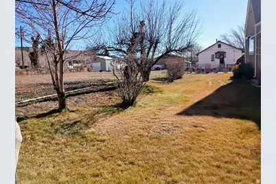 57 C St, Helper, UT 84526 - Photo 5