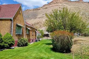 57 C St, Helper, UT 84526 - Photo 3