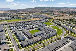 1034 W Narrows Ln, Bluffdale, UT 84065 - Photo 37