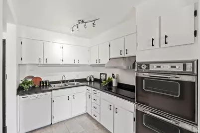 777 E South Temple S #4C, Salt Lake City, UT 84102 - Photo 5