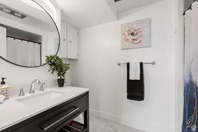 777 E South Temple S #4C, Salt Lake City, UT 84102 - Photo 13