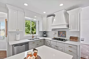 1113 W River Pass Cv S, South Jordan, UT 84095 - Photo 9