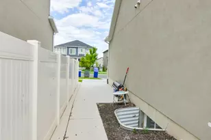 99 N Stone Gate Dr W, Saratoga Springs, UT 84045 - Photo 45