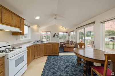 9 Chamisa Ln, Castle Valley, UT 84532 - Photo 7