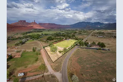 9 Chamisa Ln, Castle Valley, UT 84532 - Photo 3