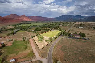 9 Chamisa Ln, Castle Valley, UT 84532 - Photo 3