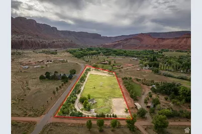 9 Chamisa Ln, Castle Valley, UT 84532 - Photo 3