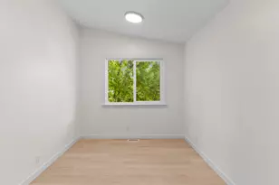 4072 S 300 E, Millcreek, UT 84107 - Photo 13