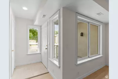 4072 S 300 E #APT 4, Millcreek, UT 84107 - Photo 3