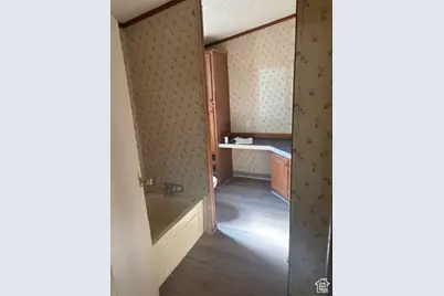 50 S 1500 W #105, Vernal, UT 84078 - Photo 9