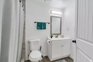 395 E Mt Ellen St, Eagle Mountain, UT 84005 - Photo 33