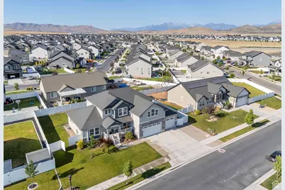 395 E Mt Ellen St, Eagle Mountain, UT 84005 - Photo 41