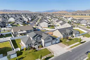 395 E Mt Ellen St, Eagle Mountain, UT 84005 - Photo 41