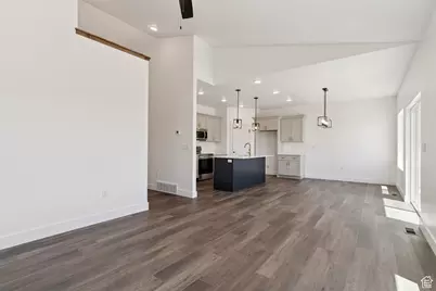 5731 W 4100 S, Hooper, UT 84315 - Photo 7