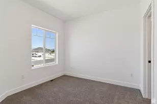 5731 W 4100 S, Hooper, UT 84315 - Photo 23