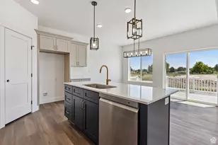 5731 W 4100 S, Hooper, UT 84315 - Photo 13