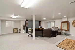 1219 W 4500 S, Riverdale, UT 84405 - Photo 19