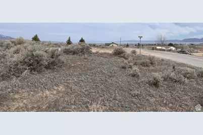 2743 S Country Club Dr E #71, Garden City, UT 84028 - Photo 5