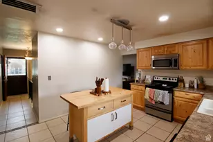 337 Birchwood Dr, Orem, UT 84057 - Photo 7