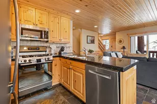 3995 N Timber Wolf Ln, Park City, UT 84098 - Photo 13