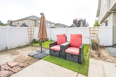 3147 W Davencourt Loop, Lehi, UT 84043 - Photo 3