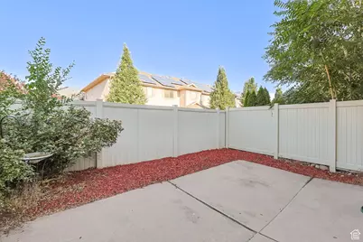 1554 S Monroe Blvd #D2, Ogden, UT 84404 - Photo 27