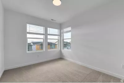 564 N Buffalo Grass Ln #1250, Lindon, UT 84042 - Photo 11