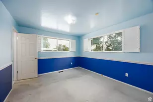 3982 S Saturn Dr E, Holladay, UT 84124 - Photo 11