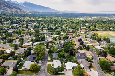 3982 S Saturn Dr E, Holladay, UT 84124 - Photo 27